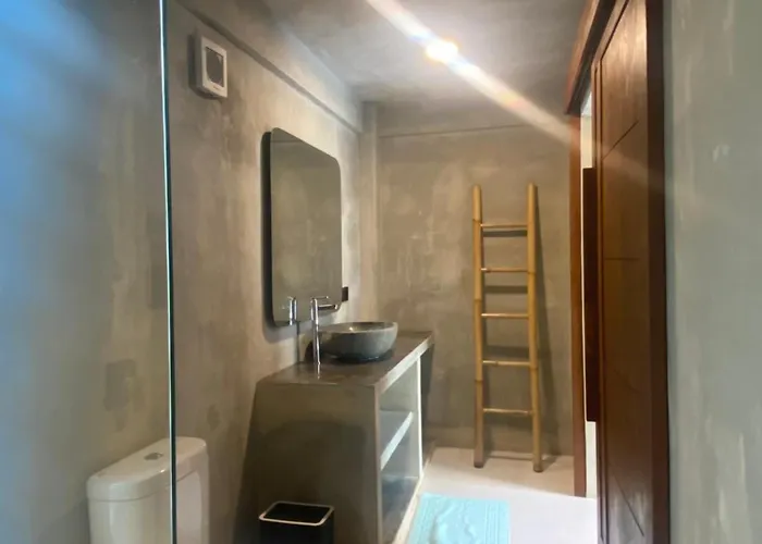 The Hike Apartment *
